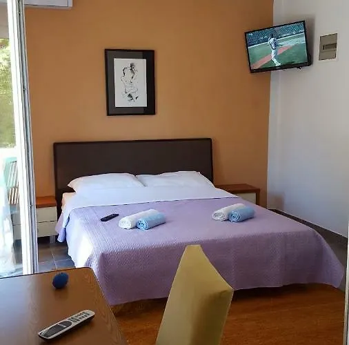 Bed & Breakfast Pansion Kaleb